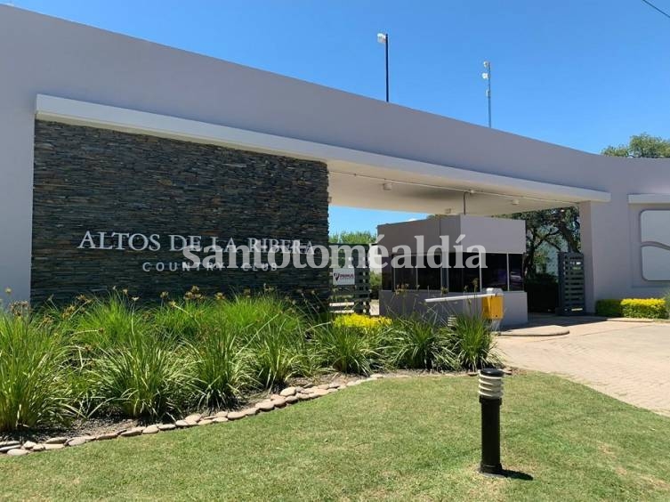 Detenidos por robos a casas en el country Altos de la Ribera