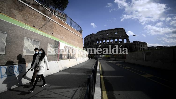 Italia extendió hasta el 27 de marzo la prohibición de moverse entre regiones