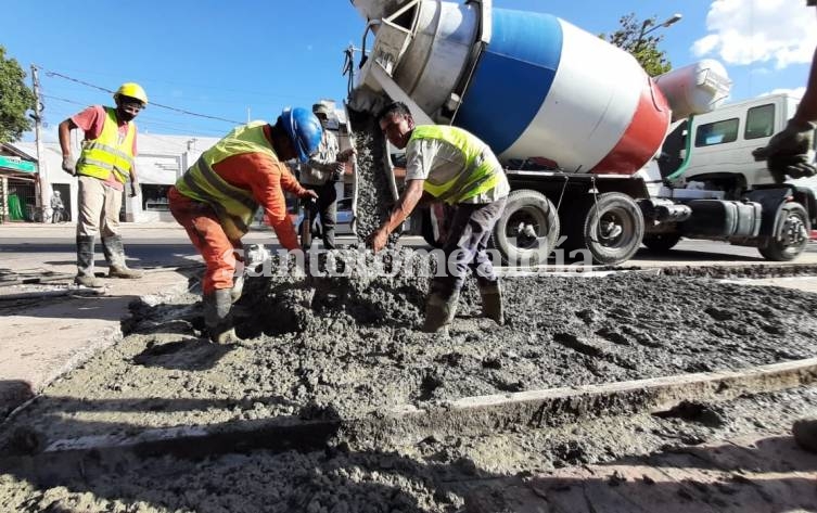 Avanza la obra de reparación en el parador de colectivos