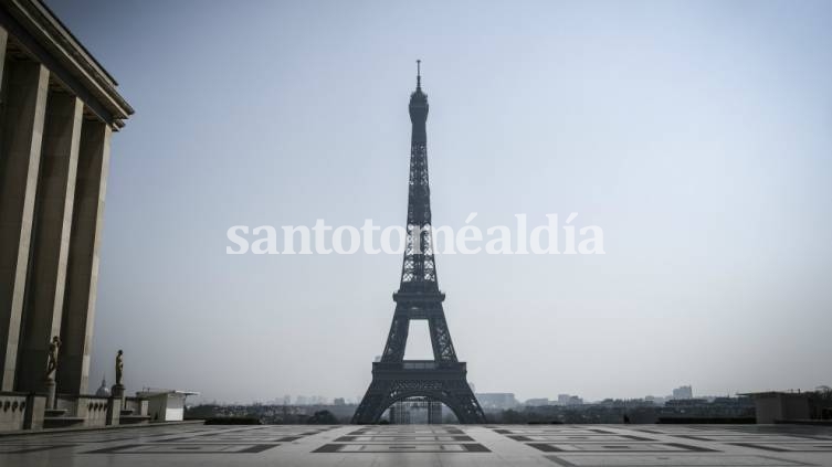 Francia vuelve a una cuarentena estricta: sólo comercios esenciales y sin clases presenciales