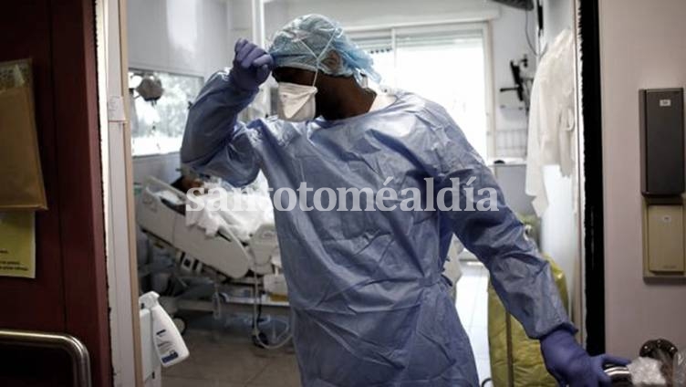 La sobrecarga hospitalaria en Francia, cerca de los niveles de la primera ola