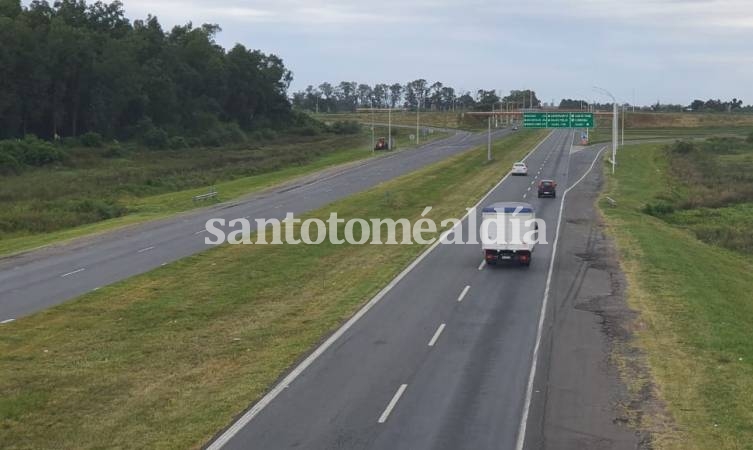 Licitarán la iluminación de un tramo de la Autopista 