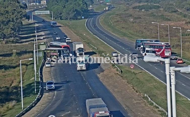 Protestas en la Autopista: hay circulación reducida pero no cortes totales