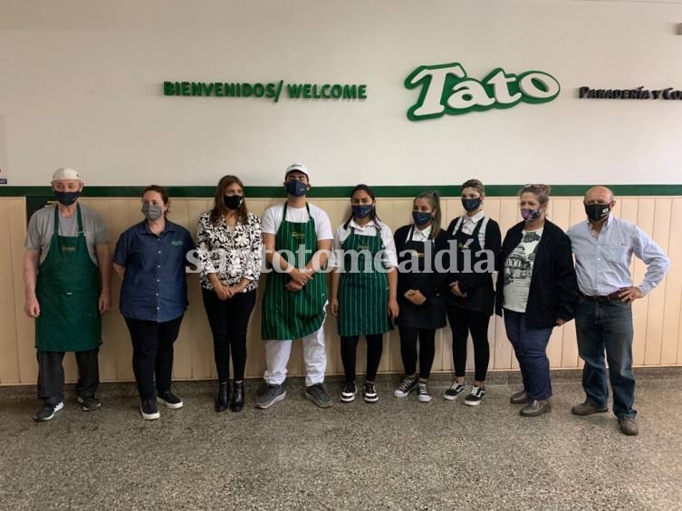 Cuatro jóvenes de la ciudad comenzaron prácticas laborales en una panadería local