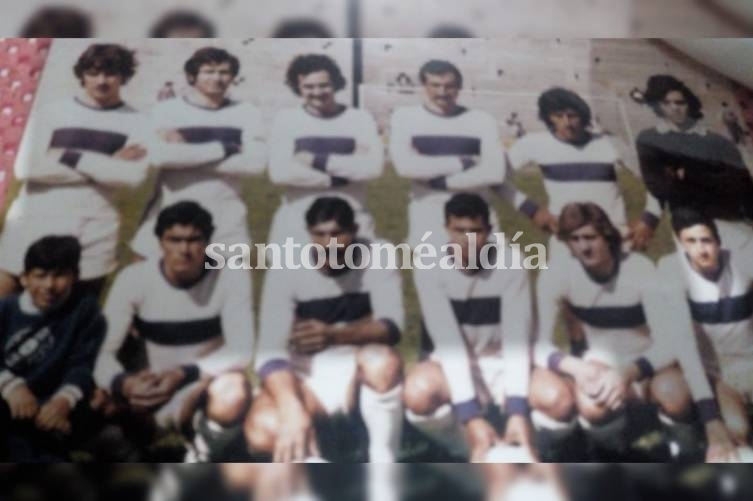 Falleció Rubén “Batata” Martínez, el DT que llevó a Atenas a su primer título en Liga Santafesina