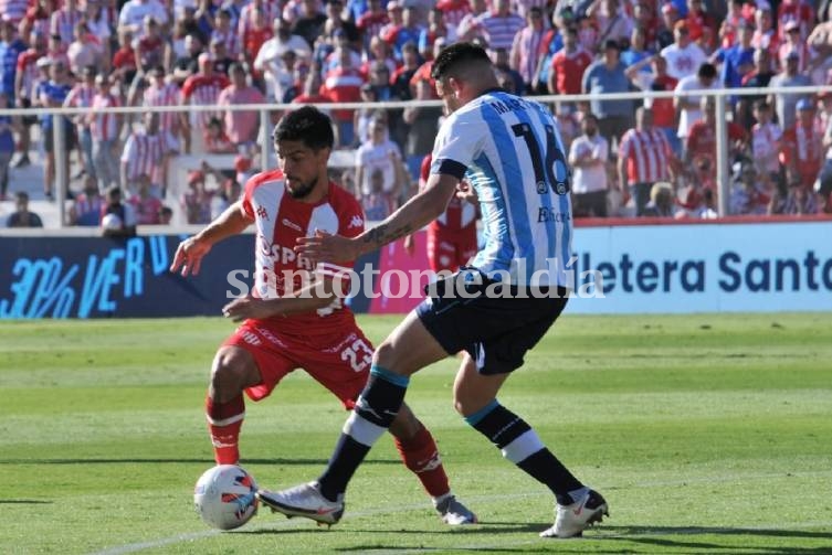 Unión perdió el control y en el final casi lo pierde. 