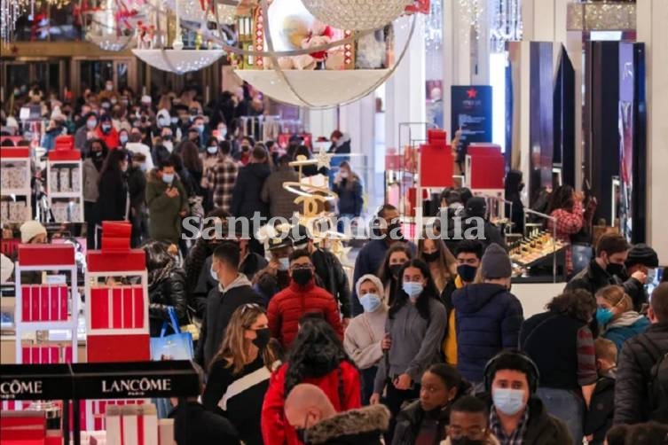 Crecen las restricciones por el avance de Ómicron y aumenta la presión sobre los no vacunados