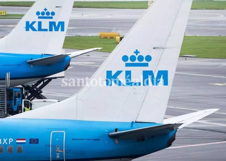 Aerolíneas cancelan o desvían vuelos a Ucrania ante tensiones militares con Rusia