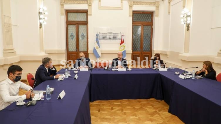 La reunión se llevó a cabo este viernes.