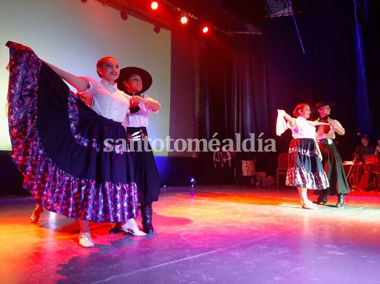 El Cultural Viernes vivirá una noche a puro Folklore