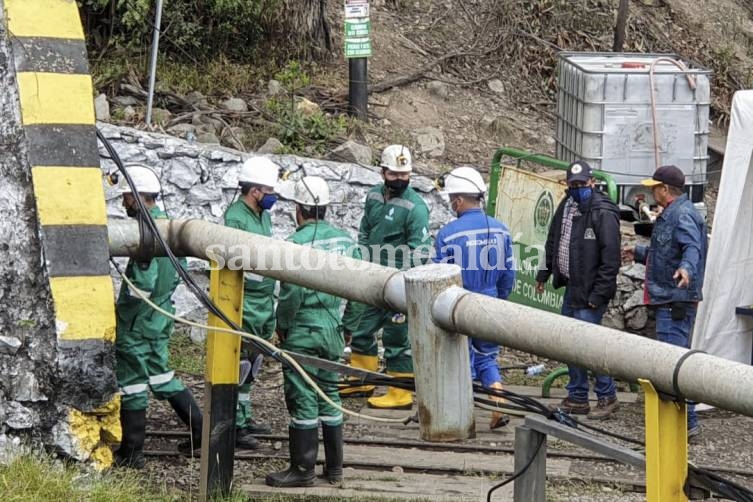 Ascienden a 12 los fallecidos por la explosión de una mina en Colombia