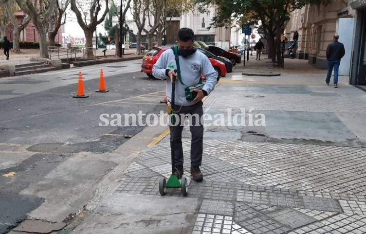 Continúan trabajando en la detección de pérdidas de gas natural en Santa Fe y Santo Tomé