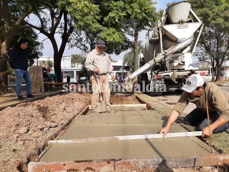 Avanzan las obras para la puesta en valor de la plaza Belgrano