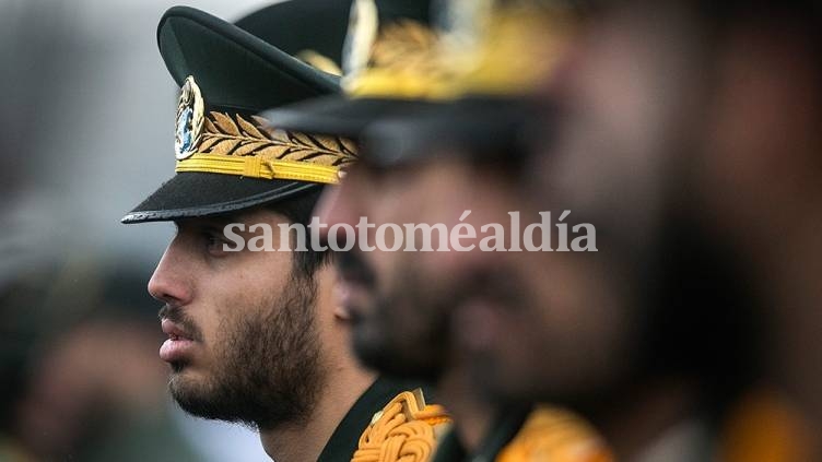 Mehran Samak, de 27 años, fue baleado después de tocar la bocina de su automóvil en Bandar Anzali.