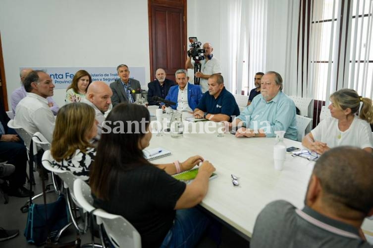 Este jueves se realizó un encuentro paritario.