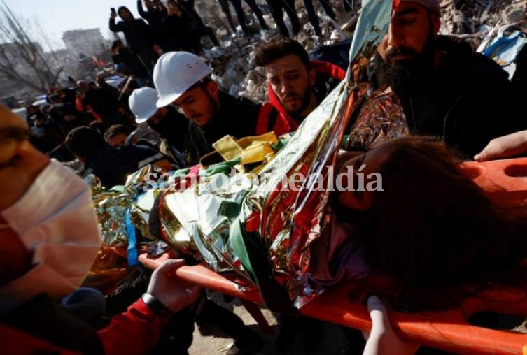 El número de muertos tras el terremoto en Turquía y Siria superó los 28.000
