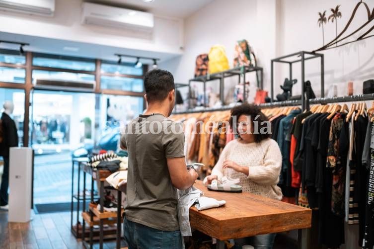 Las ventas minoristas pyme cayeron 3,6% anual en junio