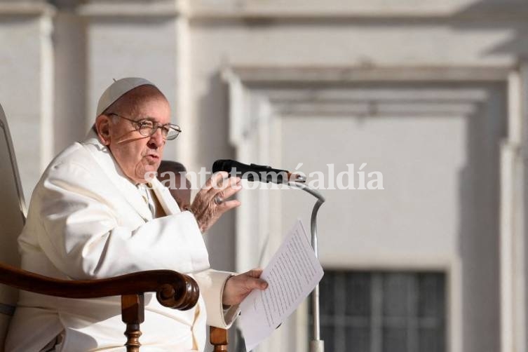 Francisco confirmó visita a la Argentina: 
