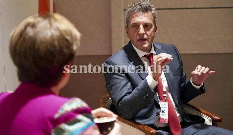 Argentina paga al FMI con préstamo de Qatar para no 