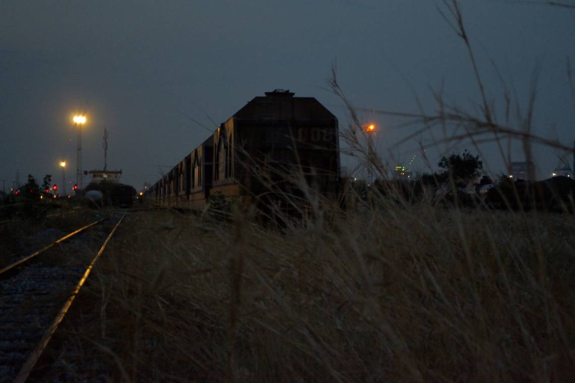 Robo a un tren de carga: abrieron varios vagones y sustrajeron soja