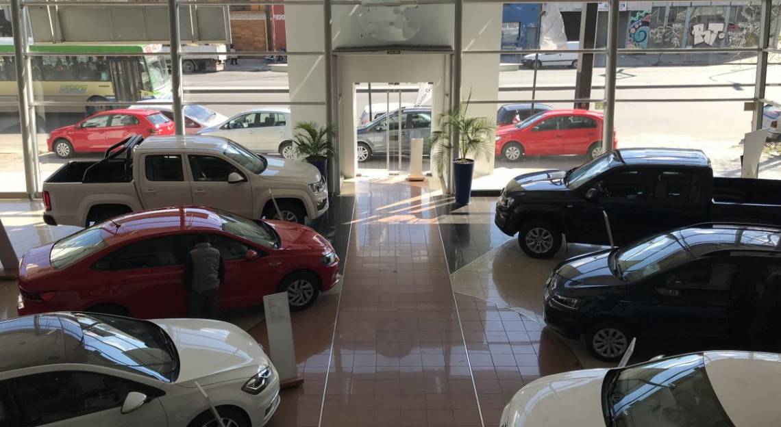 Tras la devaluación, la actividad de las concesionarias de autos cayó 70%: fuerte subas de precios y dolarizados