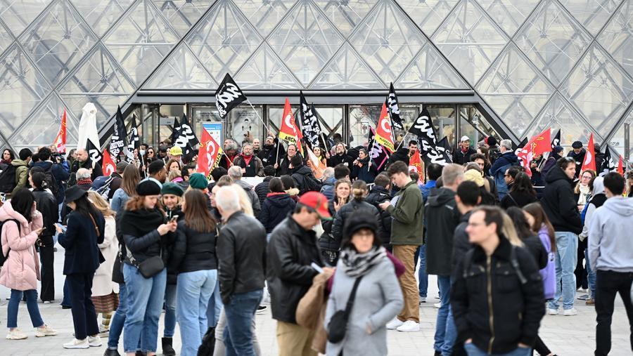 Más de la mitad de los estudiantes, el 52%, ya renunciaron a los gastos de entretenimiento y ropa.