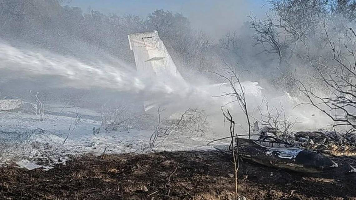 Las causas del siniestro de la aeronave LV-GLQ aún se intentan determinar. (Foto: Télam)