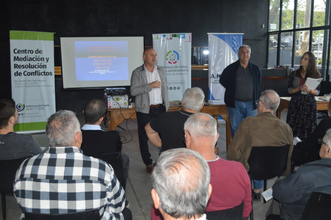 La Defensoría capacitó a dirigentes deportivos sobre resolución primaria de conflictos