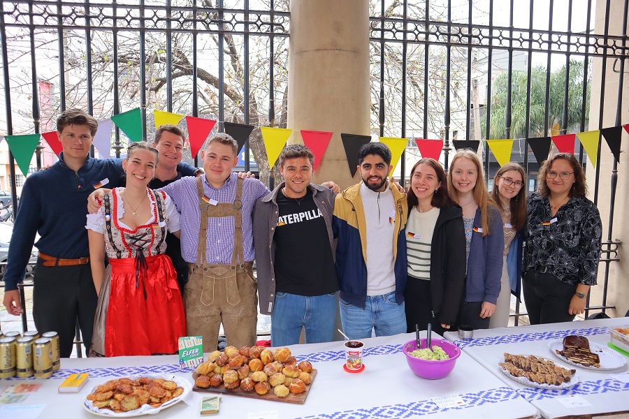 Intercambio de culturas en una nueva confraternización internacional en UNL