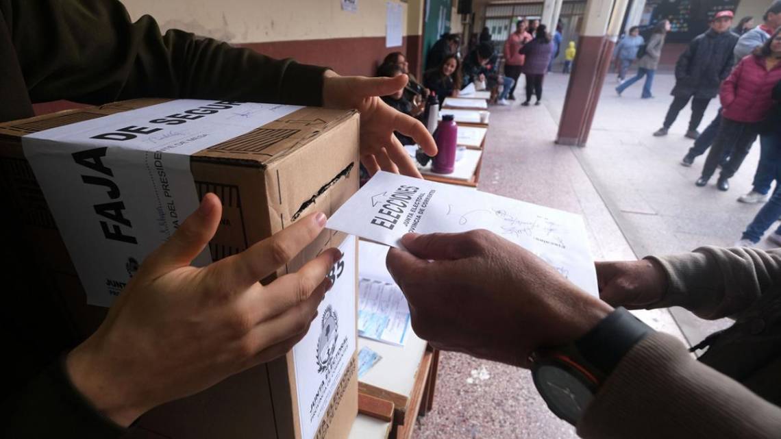 El Gobierno de Milei buscará eliminar las PASO tras la creación de la Boleta Única de Papel.