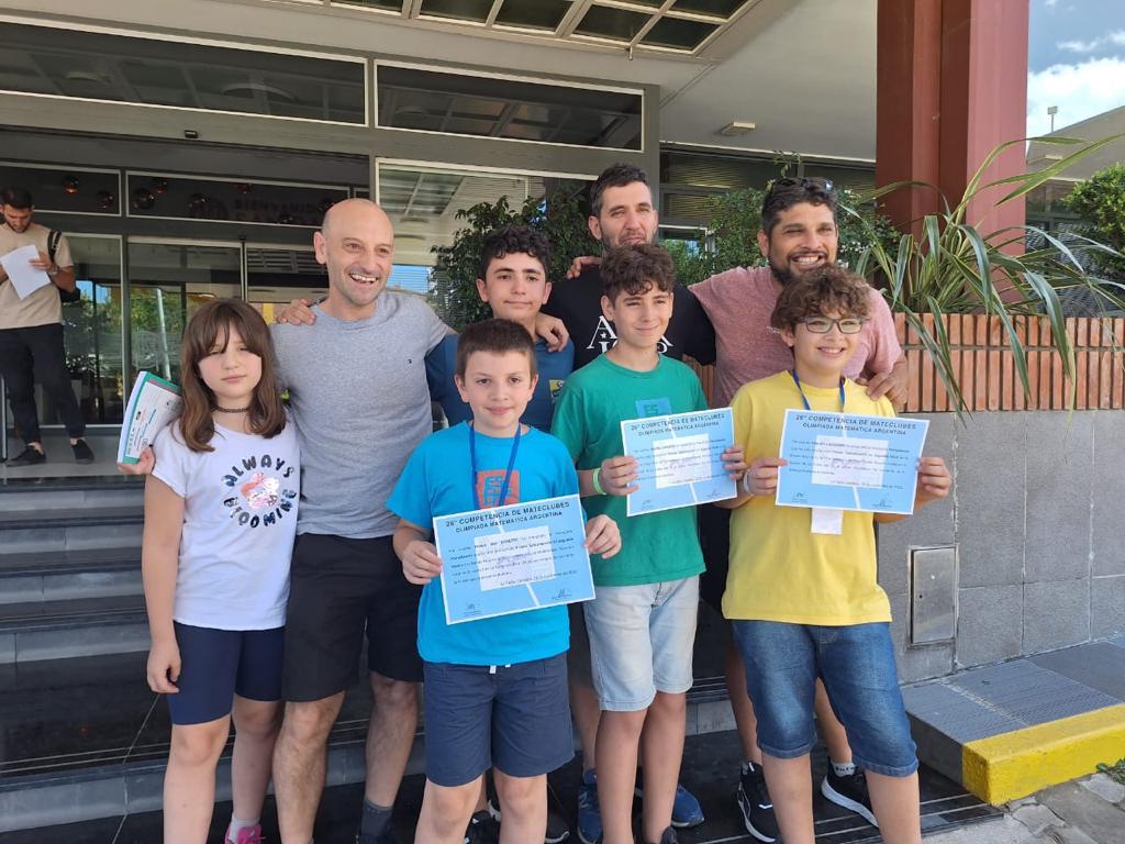 Mateo Bonetto, Valentín Calegaris e Hipólito Carlucci fueron distinguidos en las Olimpíadas Argentinas de Matemáticas 