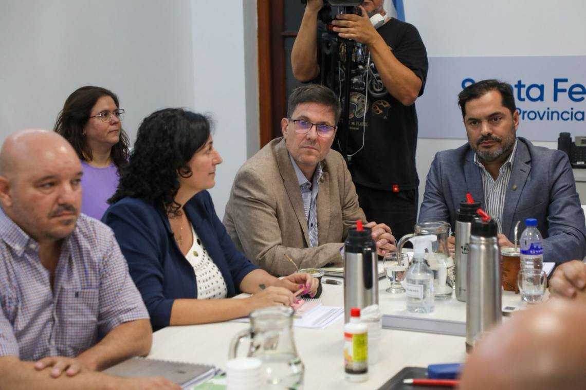 Paritarias: el Gobierno provincial convocó a los gremios docentes para el próximo miércoles