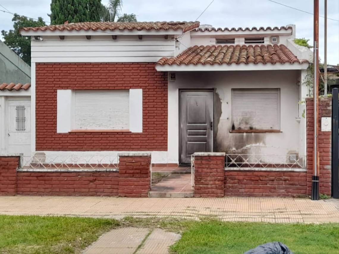 Denuncian un incendio intencional en un estudio jurídico