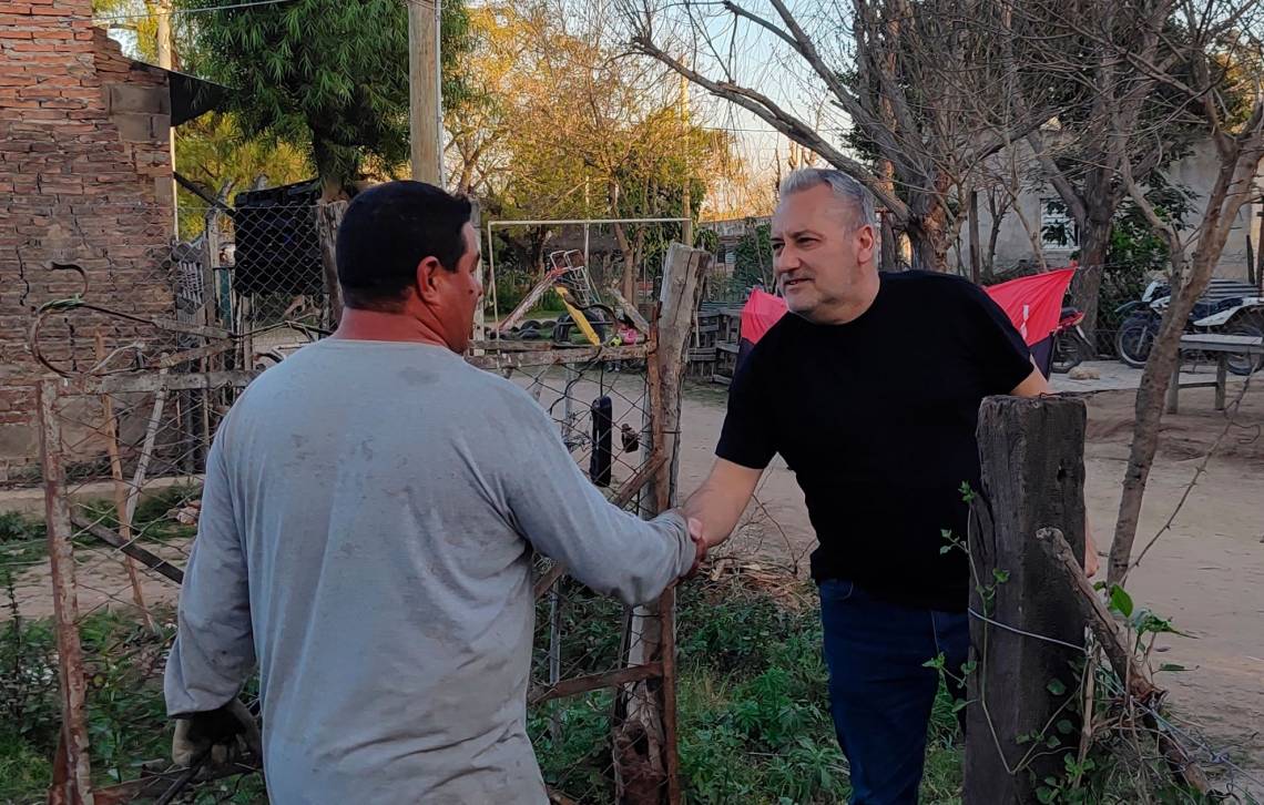 Lewandowski cargó contra el Gobierno nacional  por desfinanciar las obras de urbanización de los barrios populares. 