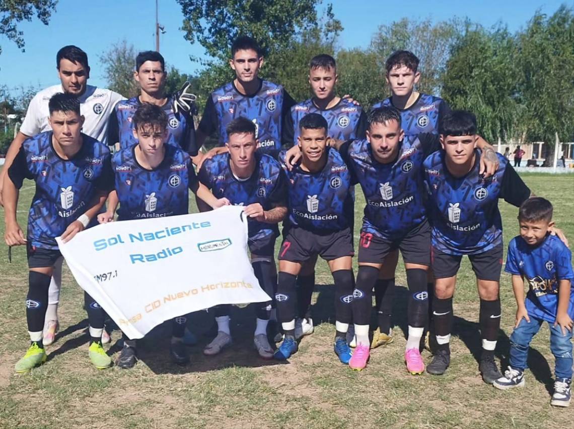 Academia logró un valioso triunfo como visitante. (Foto: Instagram - @academia.ac)