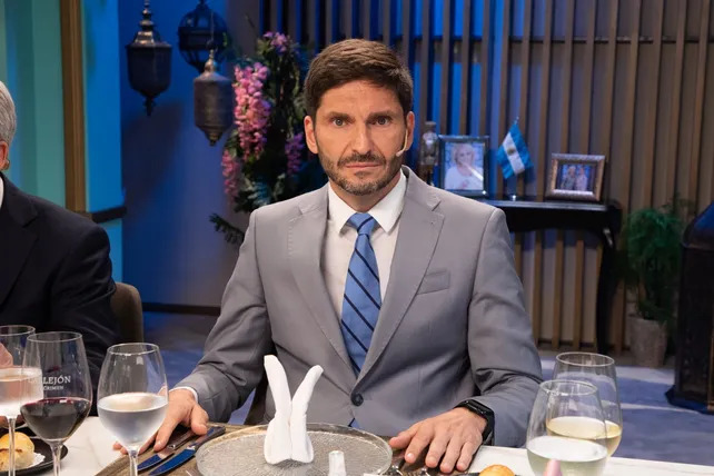 Maximiliano Pullaro en La noche de Mirtha. 