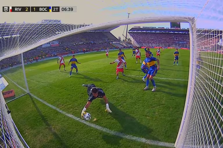 La polémica del Superclásico: se conoció el audio del VAR con el árbitro que anuló el gol a River