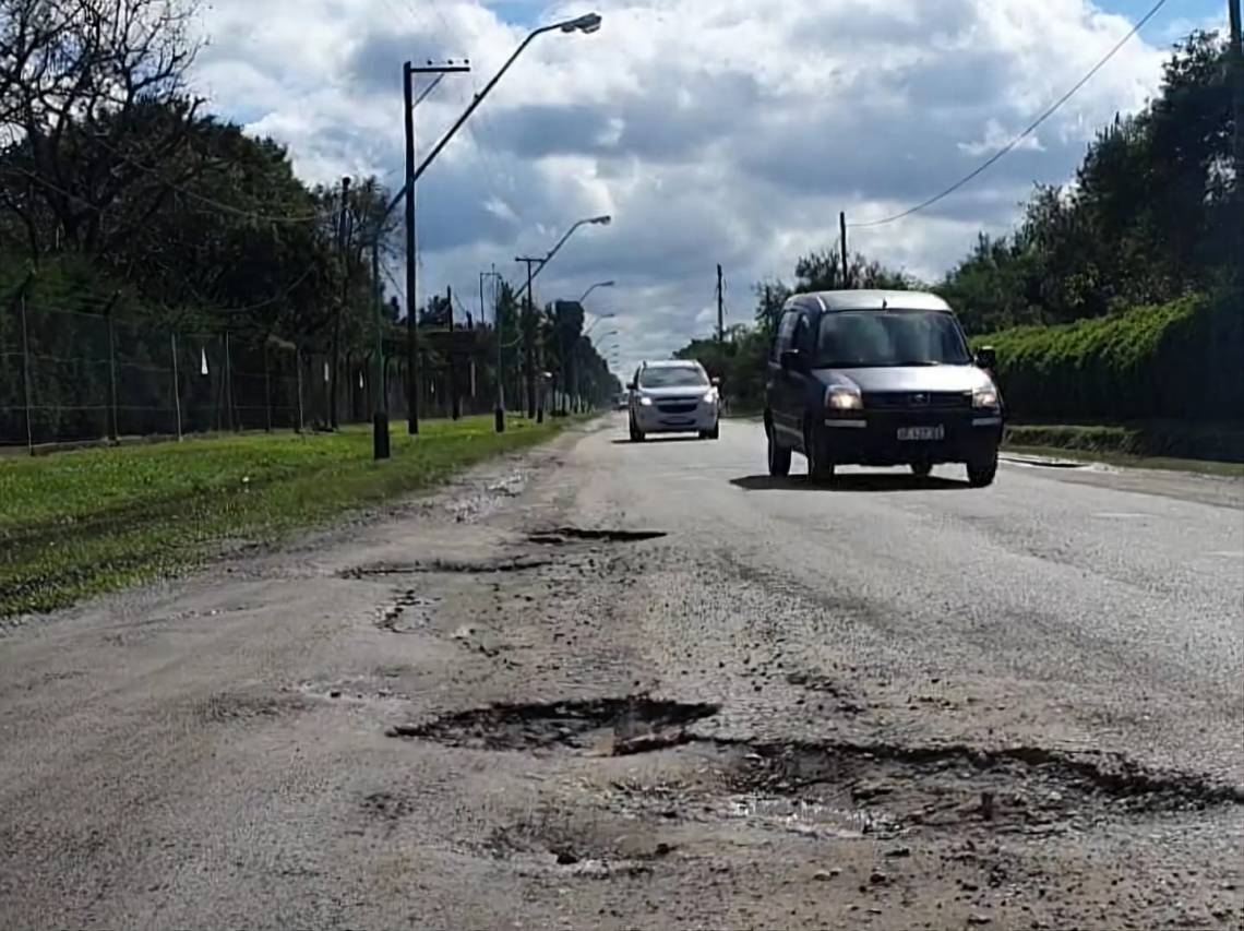 Uno de los tantos tramos afectados del Acceso Norte. (Foto: STD)