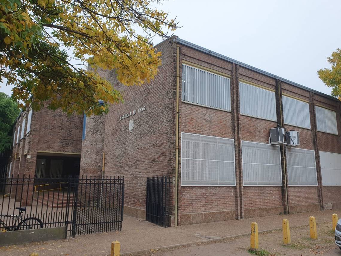 Un alumno de 13 años fue con un revólver a la escuela secundaria de barrio Zazpe