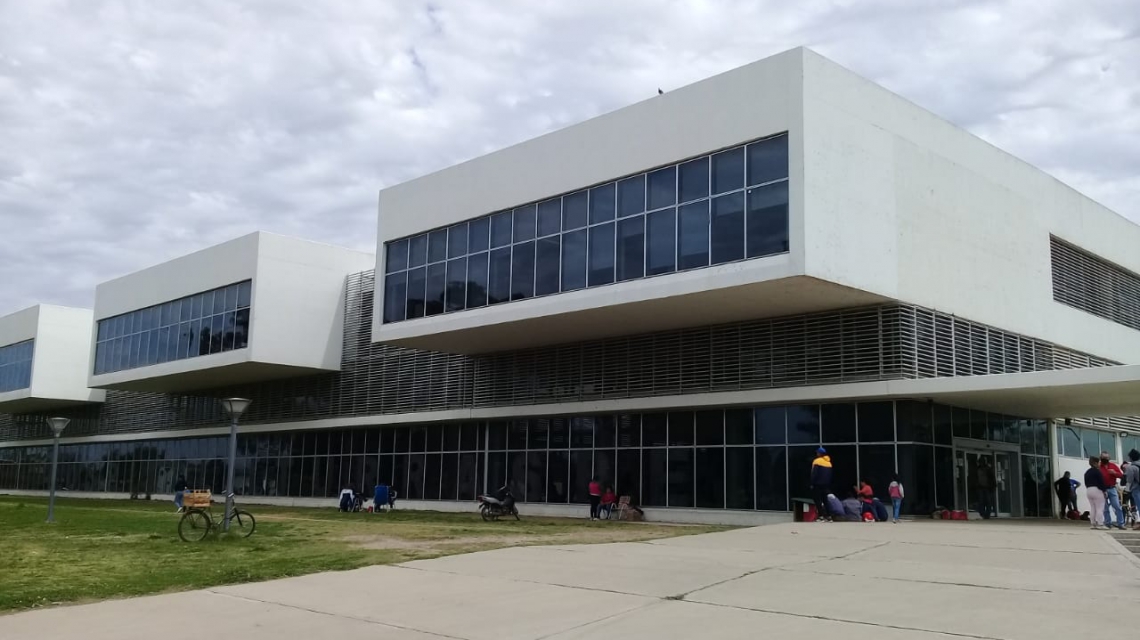 Hospital Iturraspe: Provincia dictó la cesantía de 11 empleados investigados por irregularidades