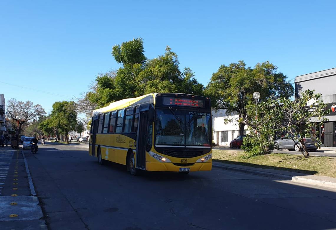 Continental modifica sus recorridos este miércoles por el corte total en el puente Carretero