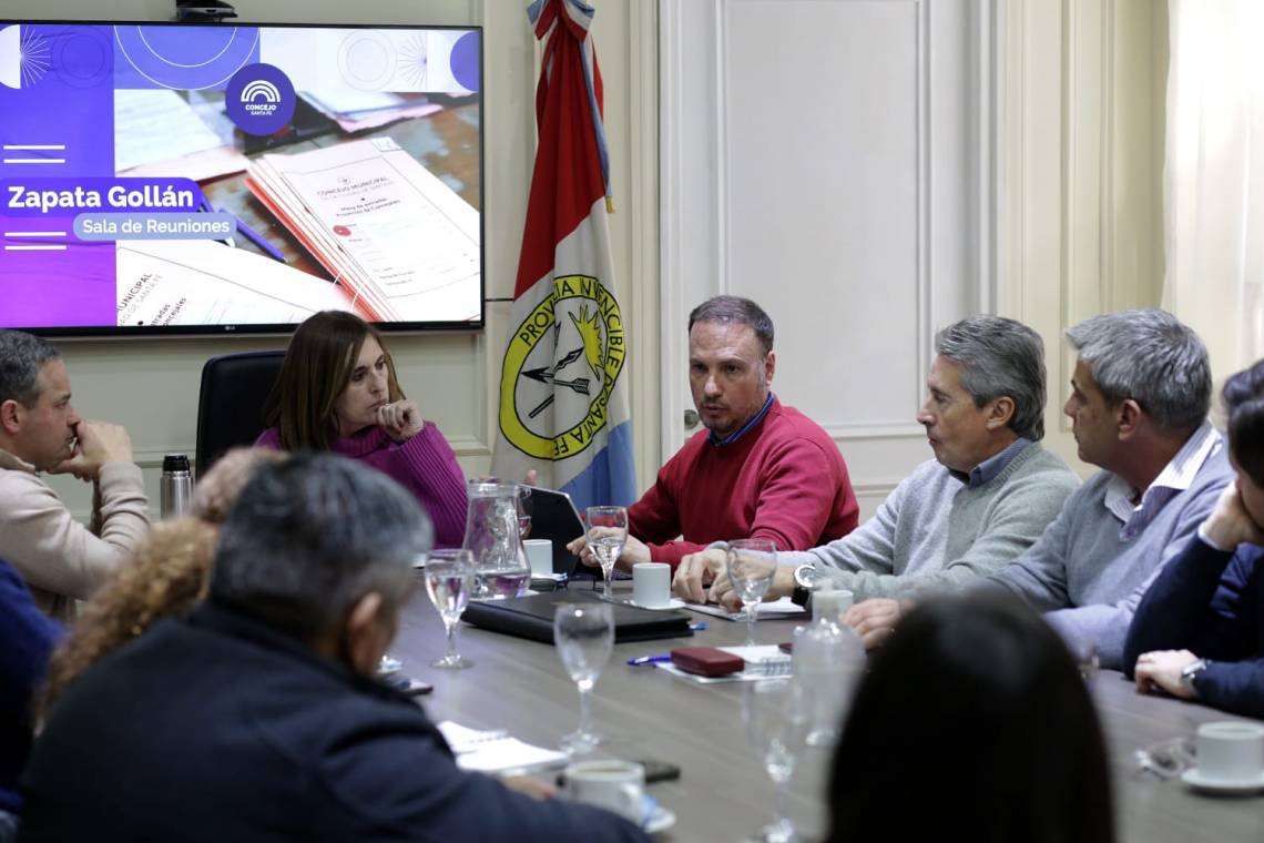 El ministro Enrico se reunió con concejales de Santa Fe por el nuevo puente con Santo Tomé