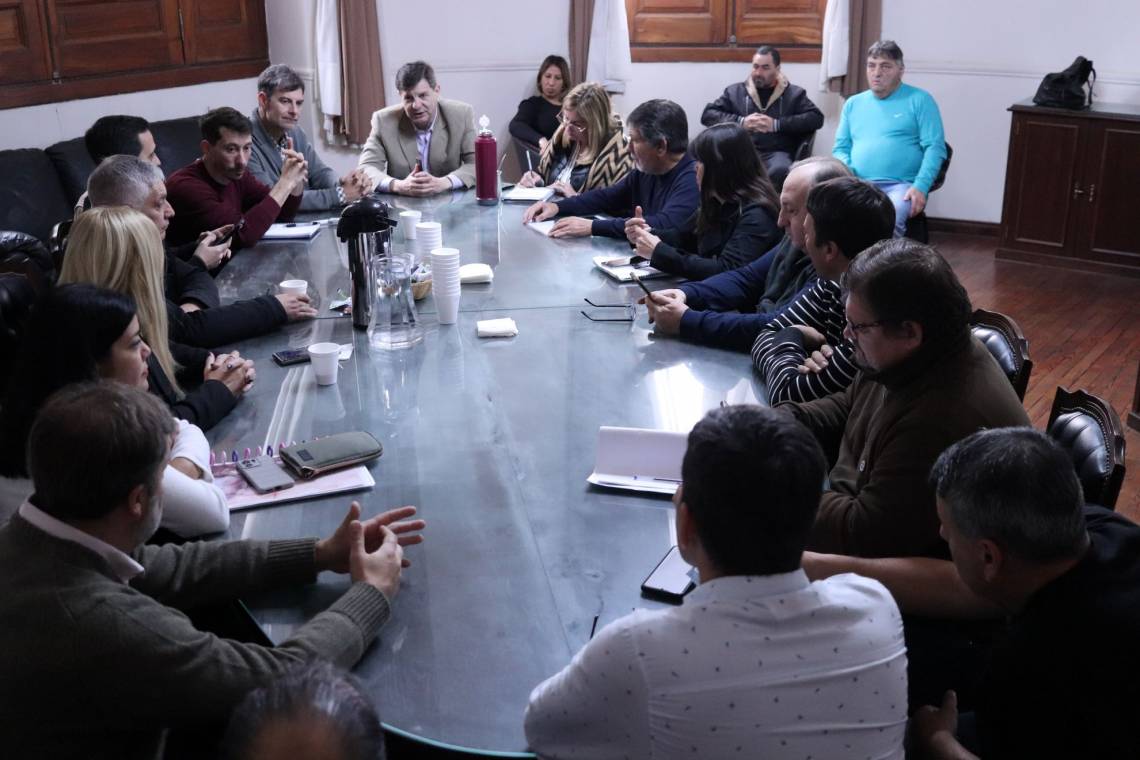 Se reunió la paritaria municipal y pasó a un cuarto intermedio hasta la semana próxima