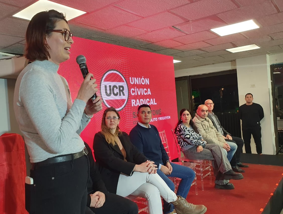 Florencia González, nueva presidente de la UCR Santo Tomé. (Foto: STD)