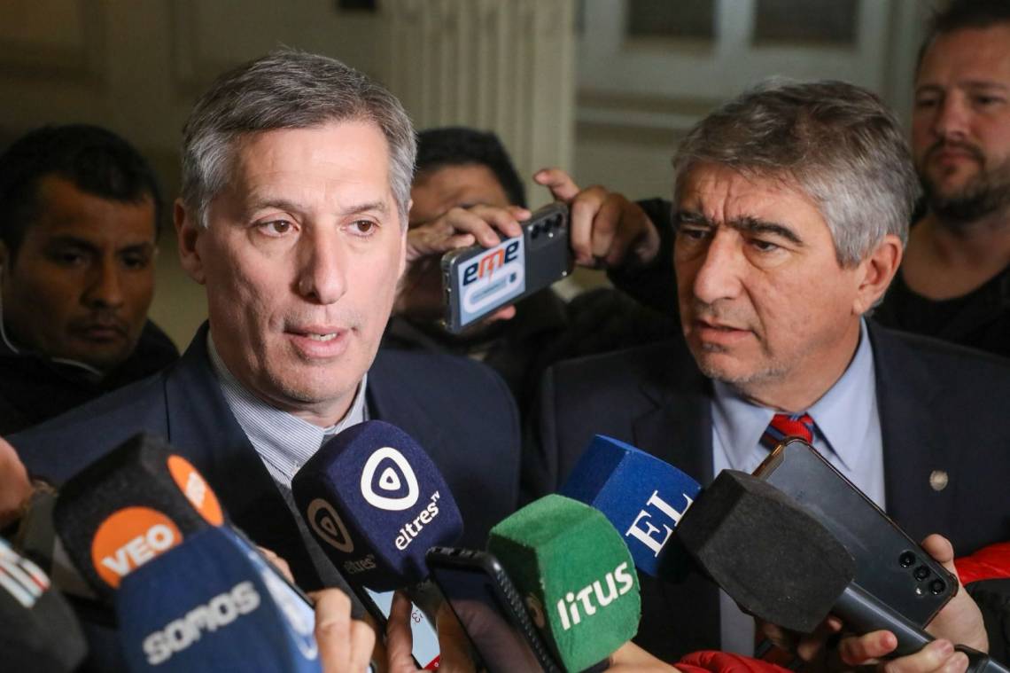 La propuesta paritaria del Gobierno provincial: 4,5% para julio, 3% en agosto y 2,45% en septiembre