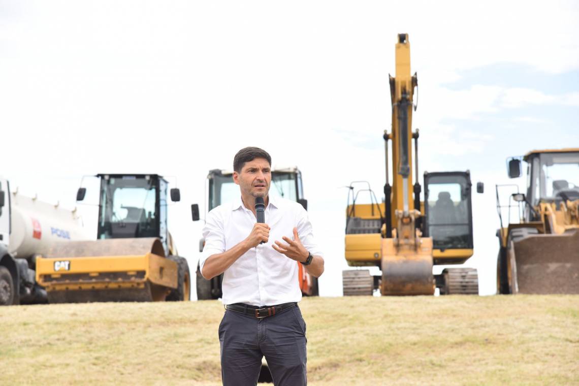 Pullaro: “Ordenar el Estado nos permite ejecutar un plan de obra pública histórico para Santa Fe”