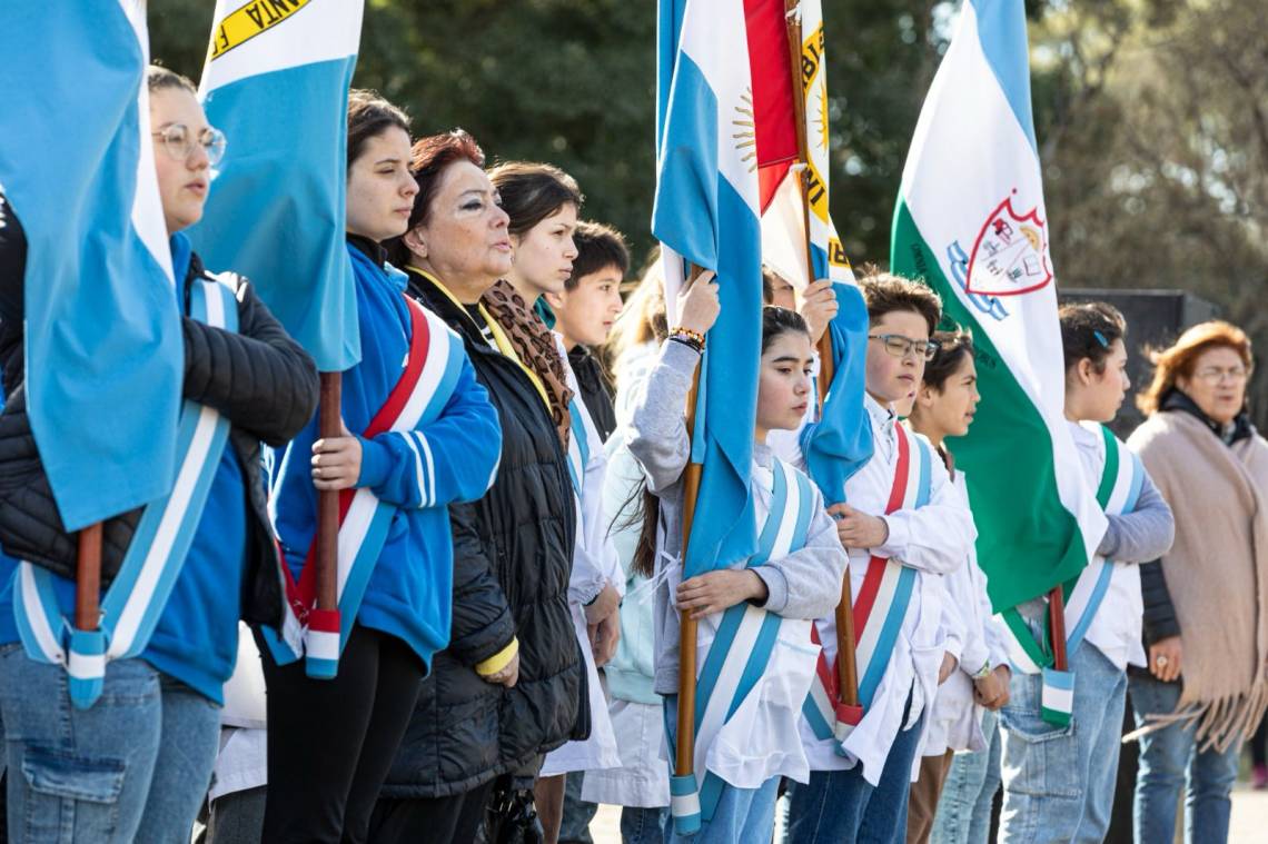 El gobierno provincial presentó el calendario escolar 2025