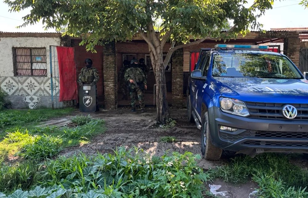 Allanamientos en Adelina Este: dos detenidos por una serie de robos