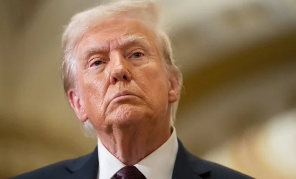 Donald Trump anunció que aplicará aranceles a las farmacéuticas y alabó la marcha de su estrategia económica