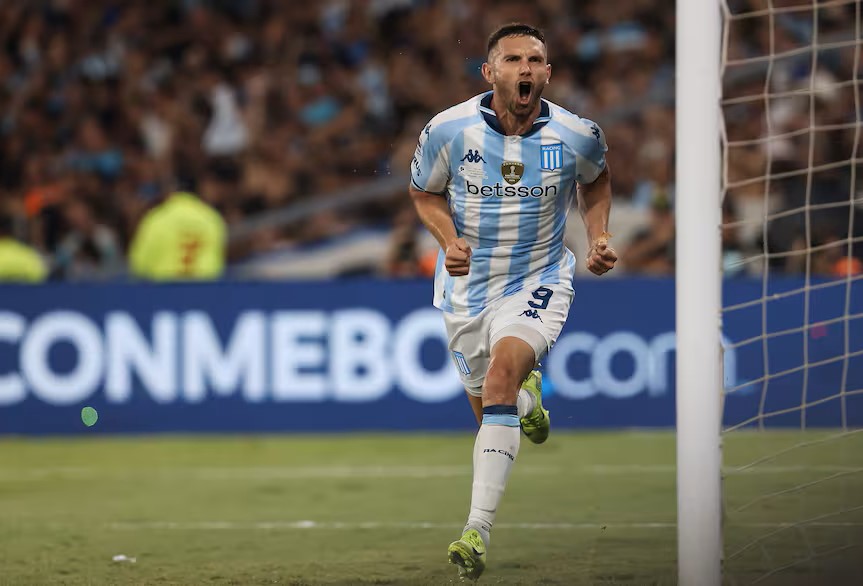 Racing se quedó con la ida de la Recopa Sudamericana ante Botafogo